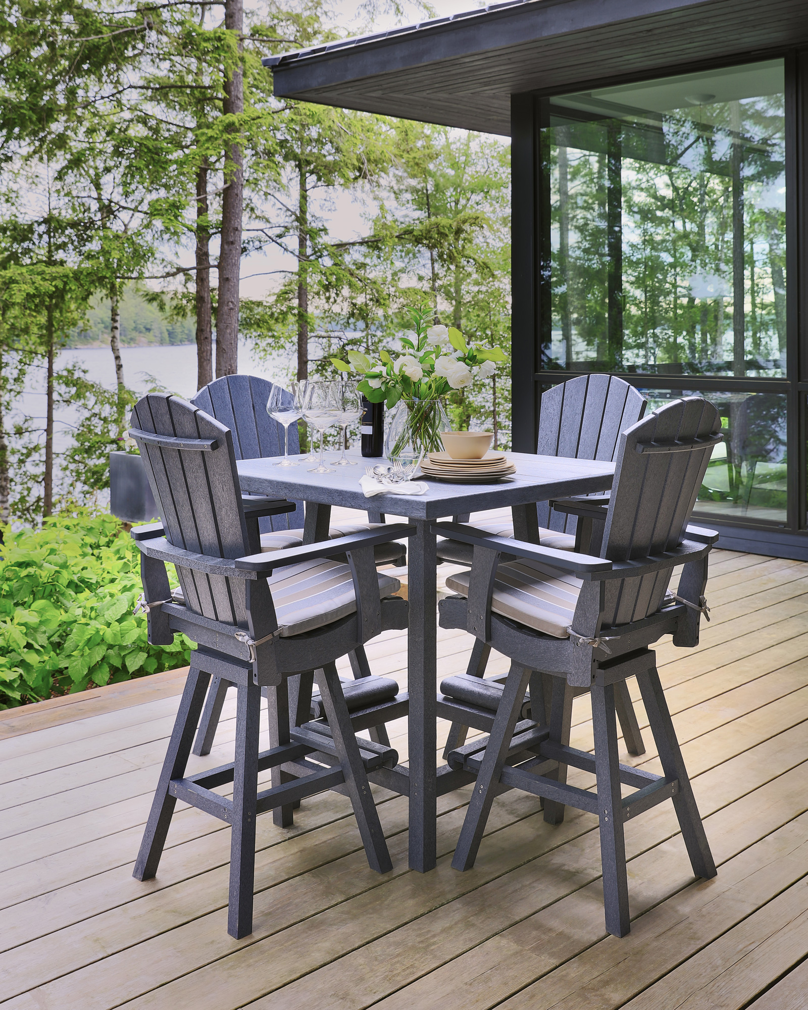 Swivel Pub Arm Chair